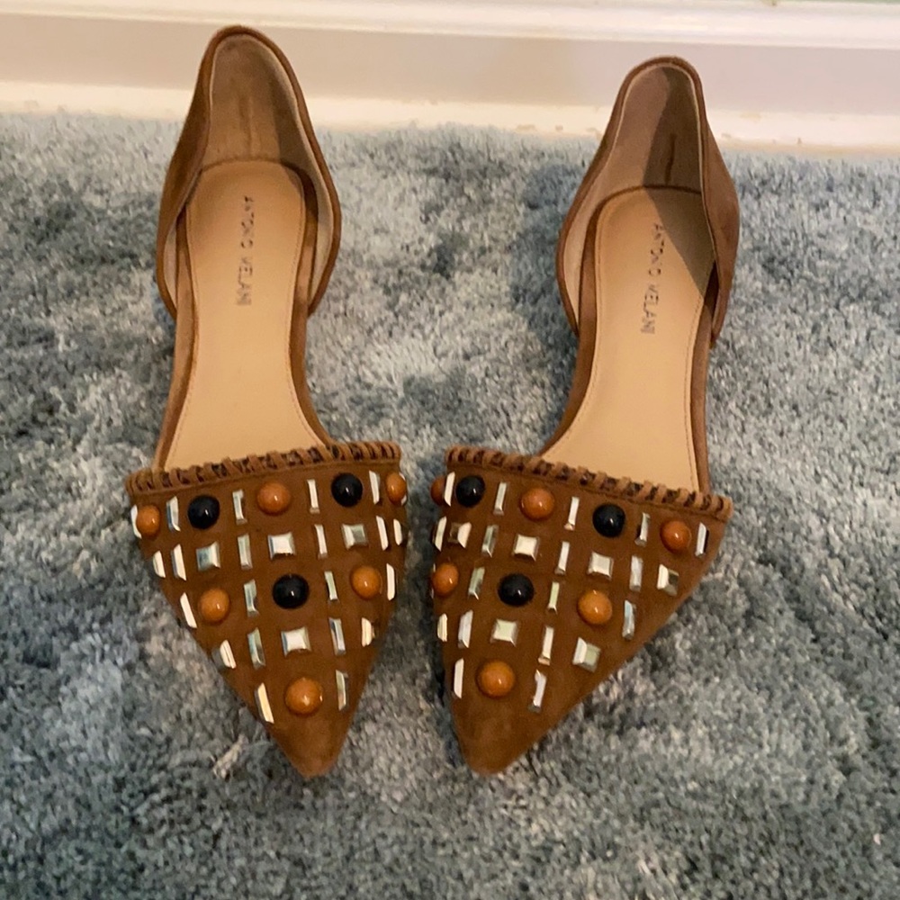 Strapless business heels.